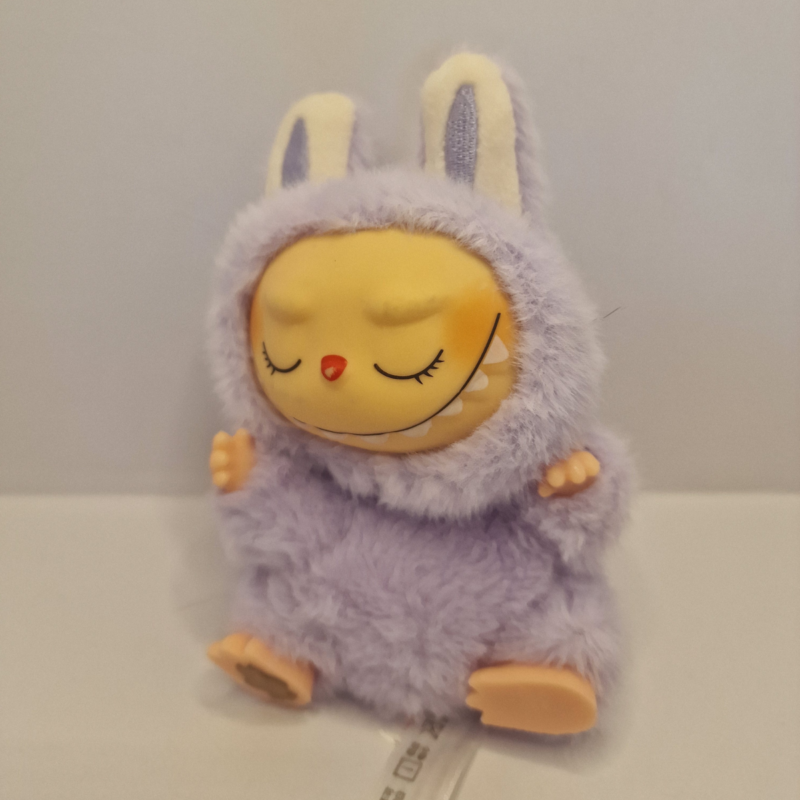 Labubu – Have A Seat